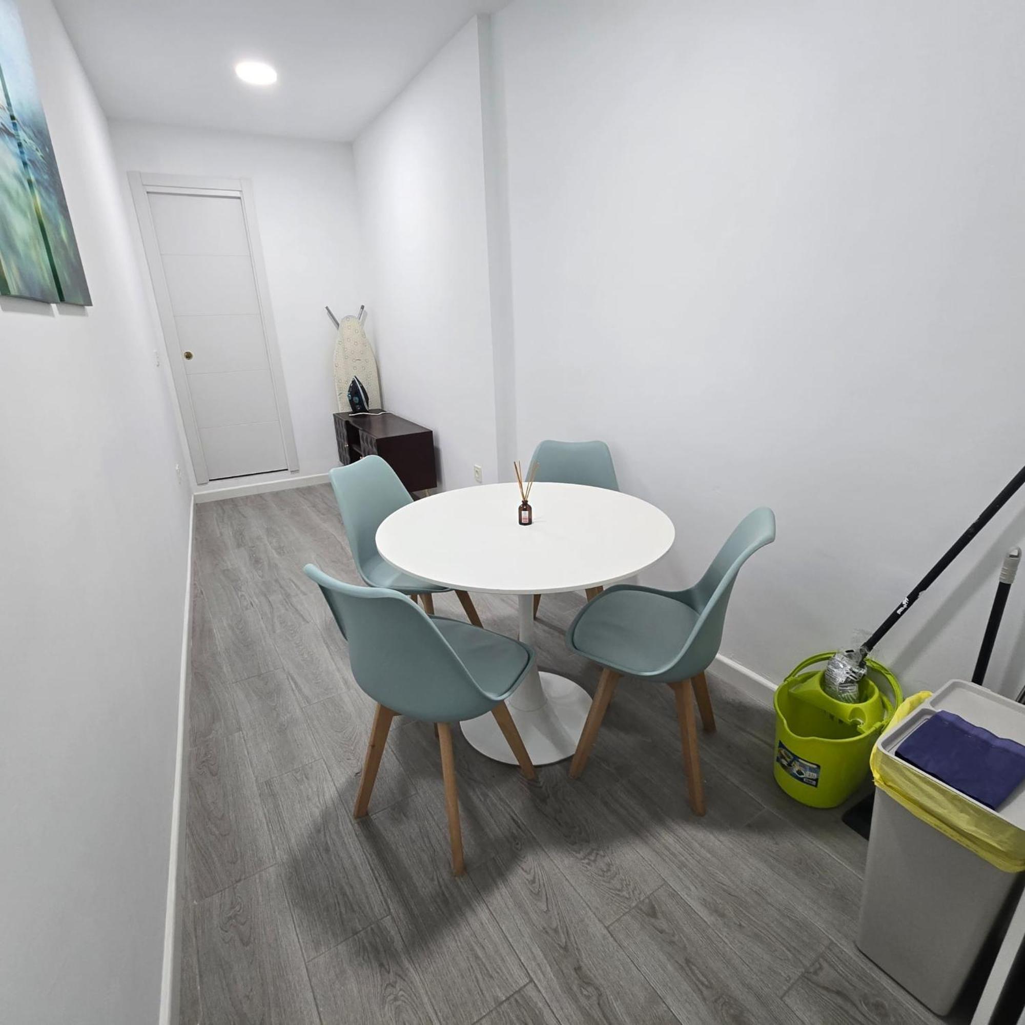 מאלגה 2 Rooms Con Terraza מראה חיצוני תמונה